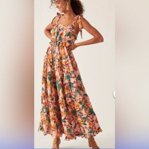 FARM RIO SQUARE-NECK TIERED-MAXI DRESS